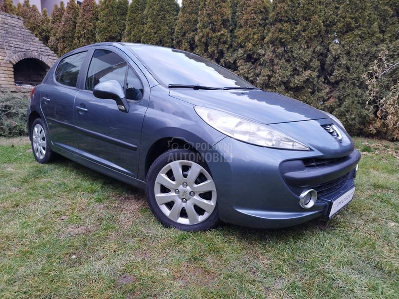 Peugeot 207 1.6 B E N Z