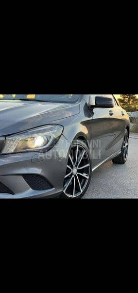 Mercedes Benz CLA 220 