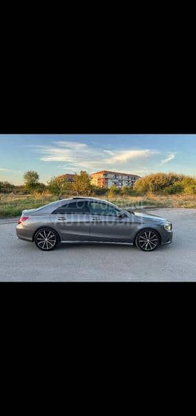 Mercedes Benz CLA 220 