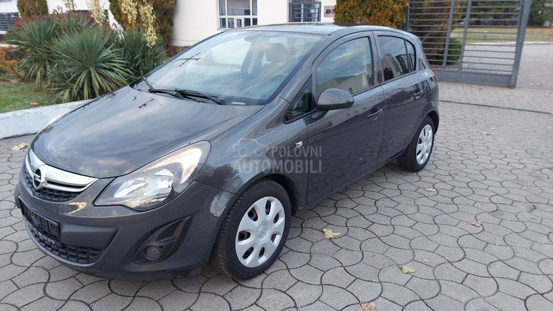 Opel Corsa D 1.3 mjet COSMO