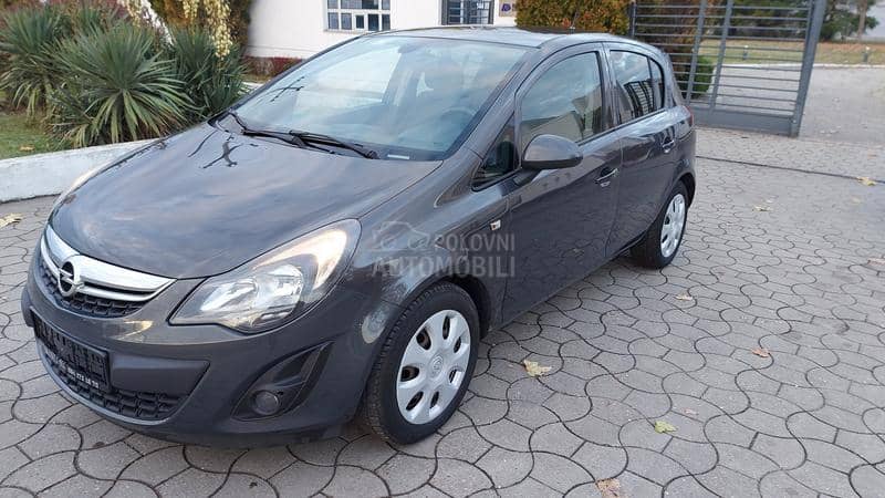 Opel Corsa D 1.3 mjet COSMO