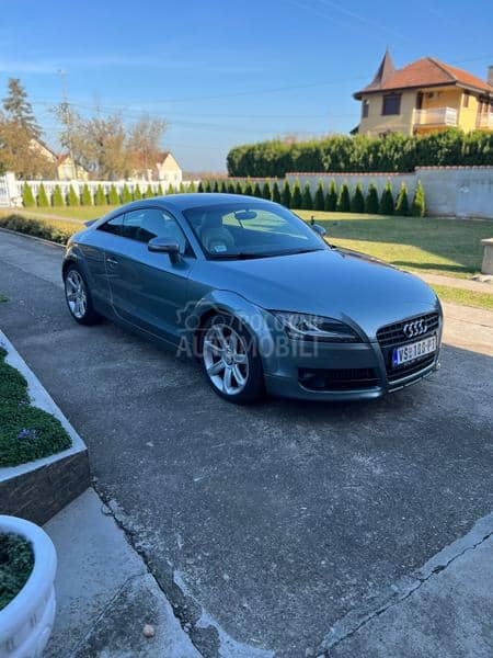 Audi TT 