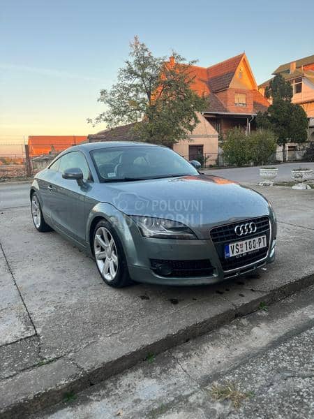 Audi TT 