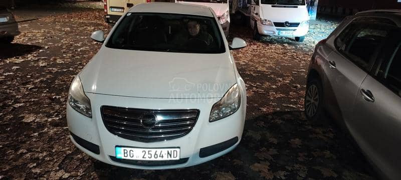 Opel Insignia 1598