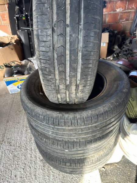 Continental 215/70 R16 Letnja