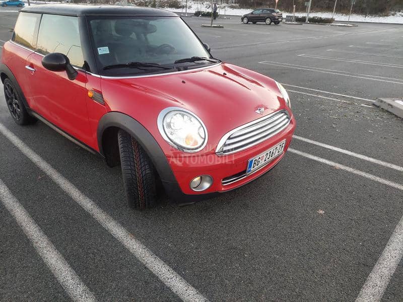 MINI Cooper 