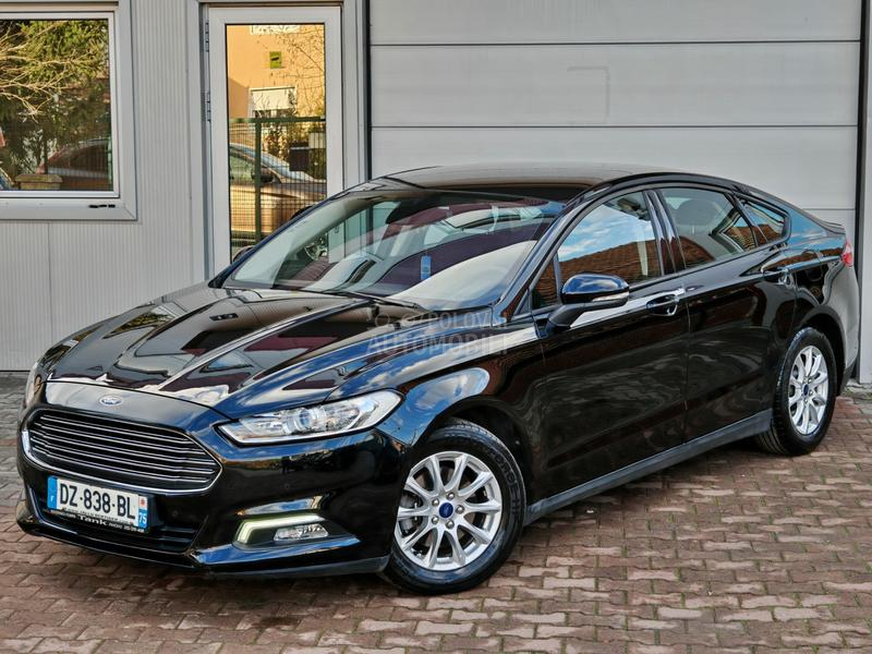 Ford Mondeo 2.0 150/ AUTO / LED