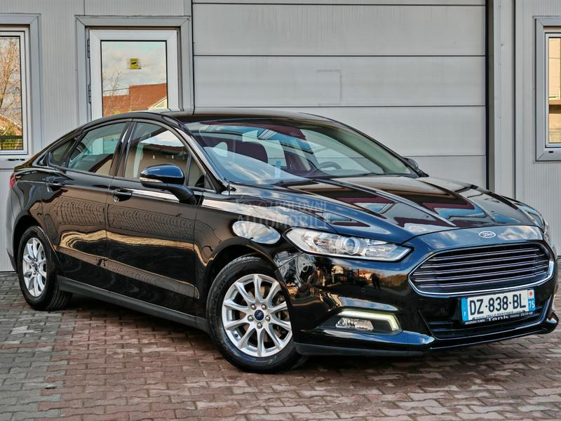 Ford Mondeo 2.0 150/ AUTO / LED