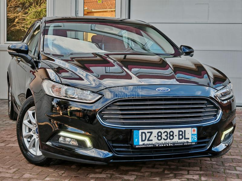 Ford Mondeo 2.0 150/ AUTO / LED