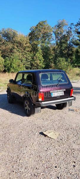 Lada Niva 