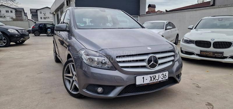 Mercedes Benz B 180 P A N O R A M A