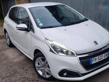 Peugeot 208 HDI ALLURE