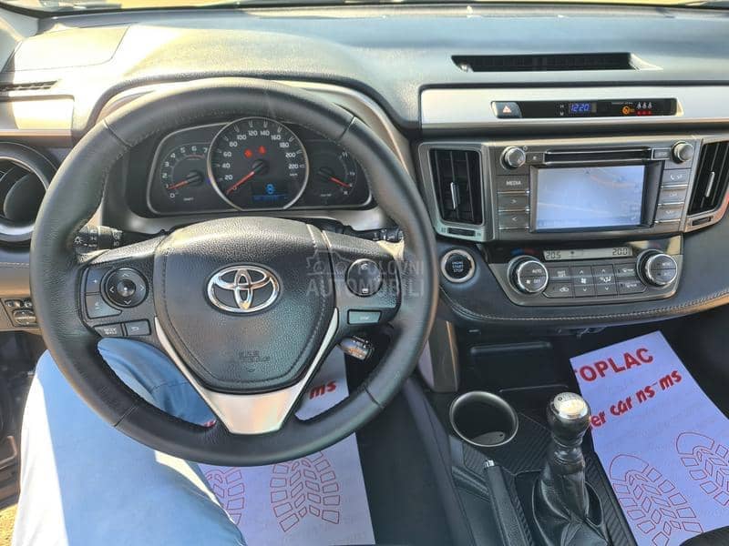 Toyota RAV 4 2.0d LED/NAV 4X4