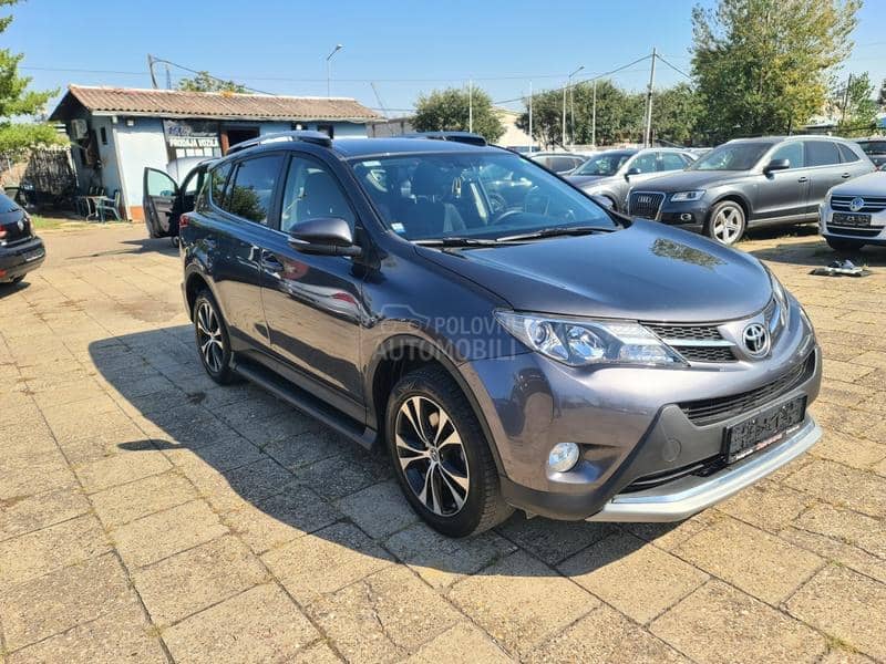 Toyota RAV 4 2.0d LED/NAV 4X4