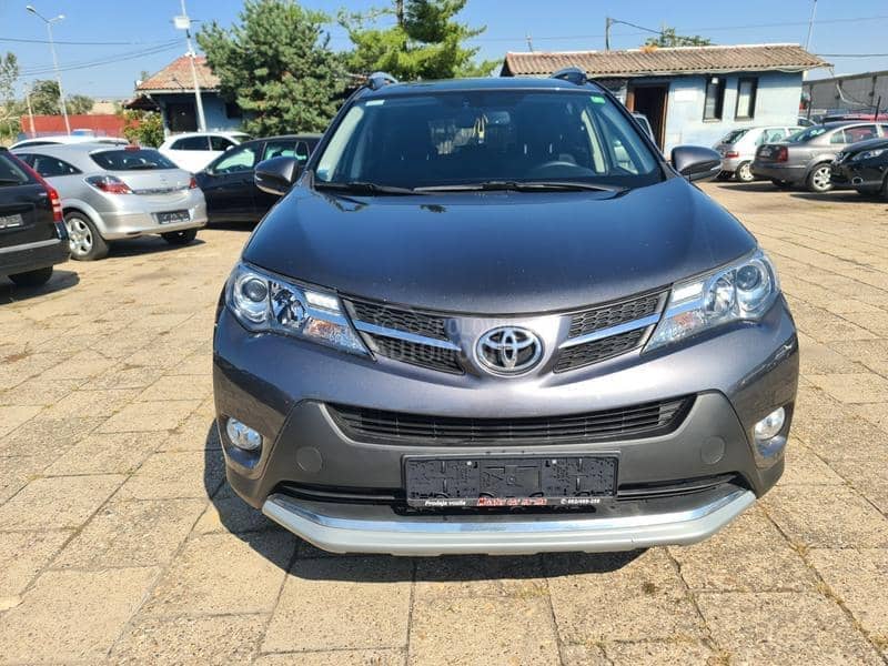 Toyota RAV 4 2.0d LED/NAV 4X4