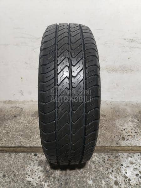 Dunlop 215/60 R17 Letnja