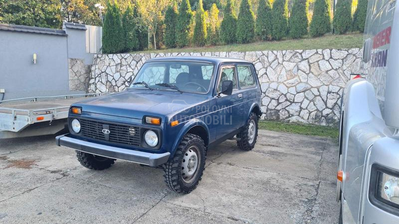 Lada Niva 