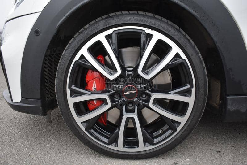 MINI Cooper S John Cooper Works