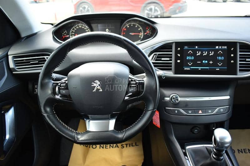 Peugeot 308 1.2 Active MT