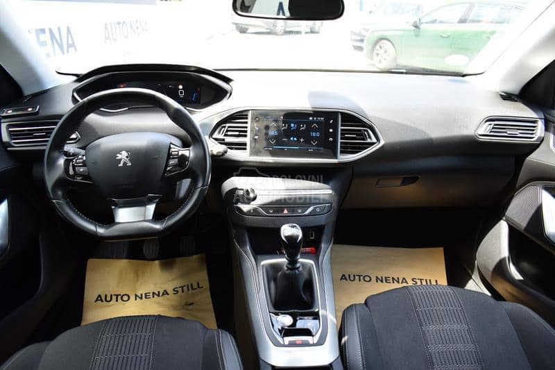 Peugeot 308 1.2 Allure MT