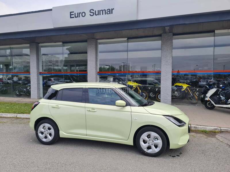 Suzuki Swift PREMIUM 2WD 5MT