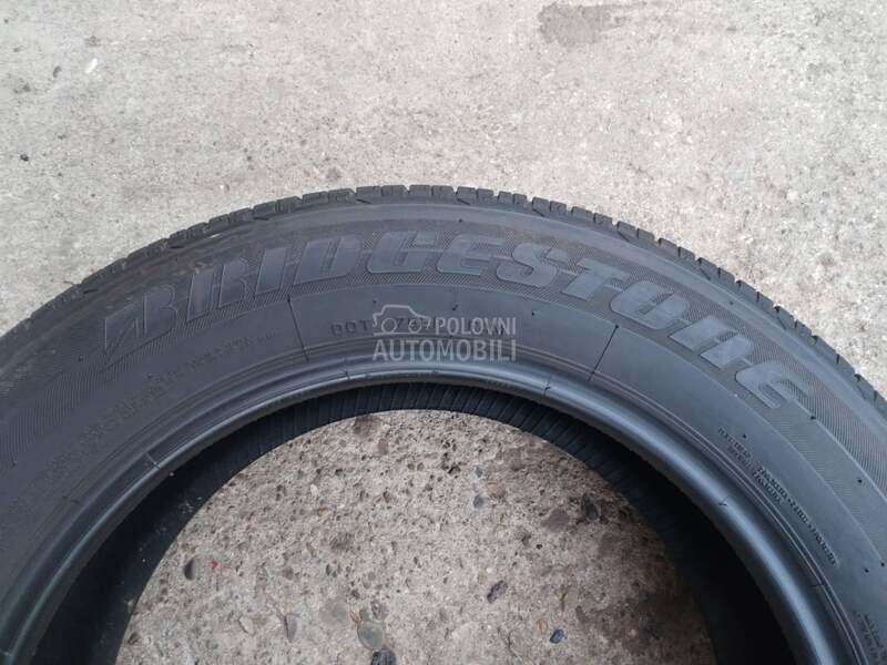 Bridgestone 215/60 R17 Letnja