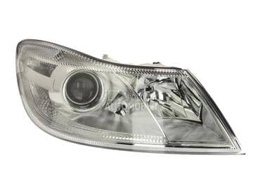 Far Desni Levi za Škoda Octavia od 2008. do 2013. god.