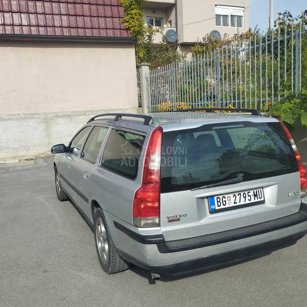 Volvo V70 d5