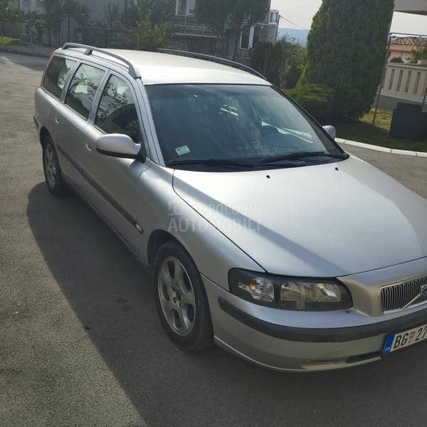 Volvo V70 d5