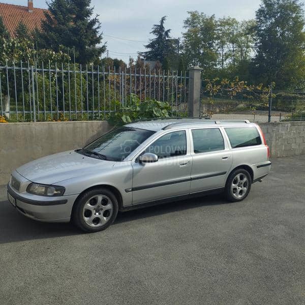 Volvo V70 d5