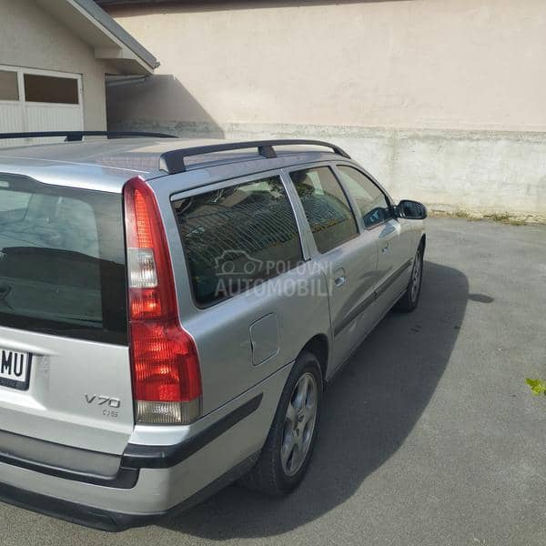 Volvo V70 d5