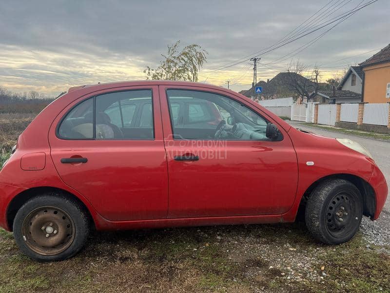 Nissan Micra 