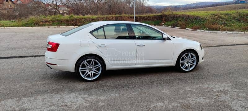 Škoda Octavia Čitaj Opiis