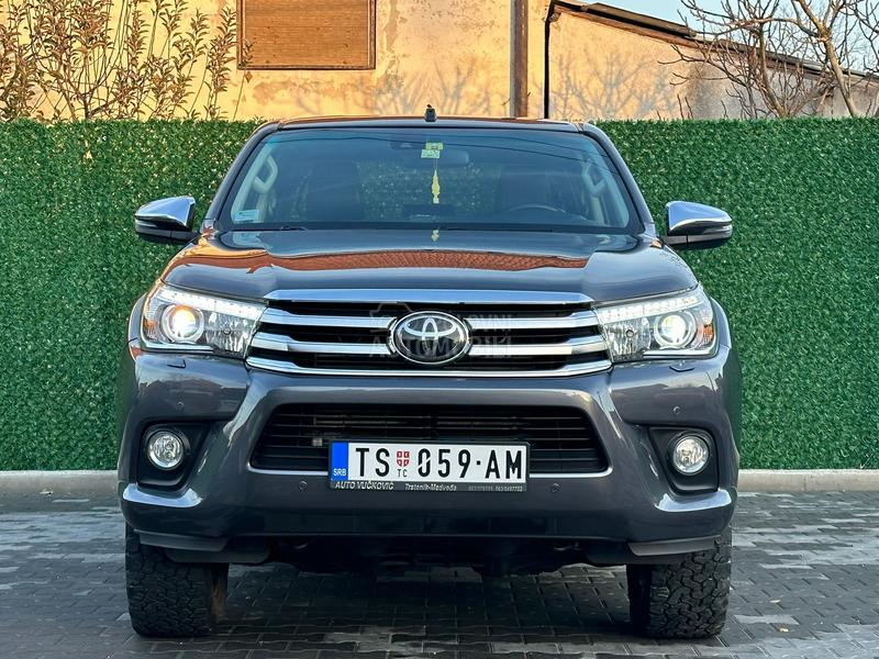 Toyota Hilux 