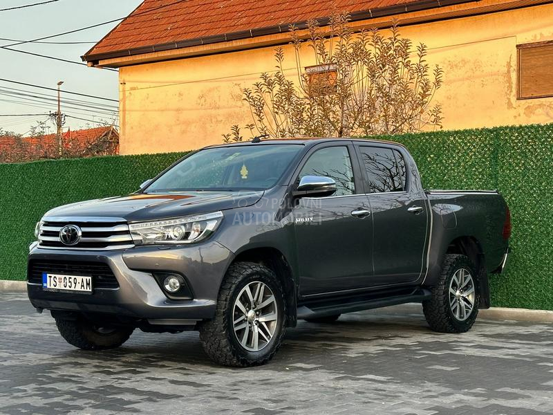 Toyota Hilux 