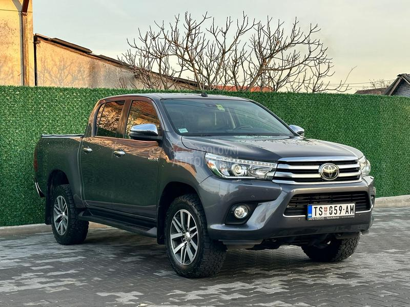 Toyota Hilux 