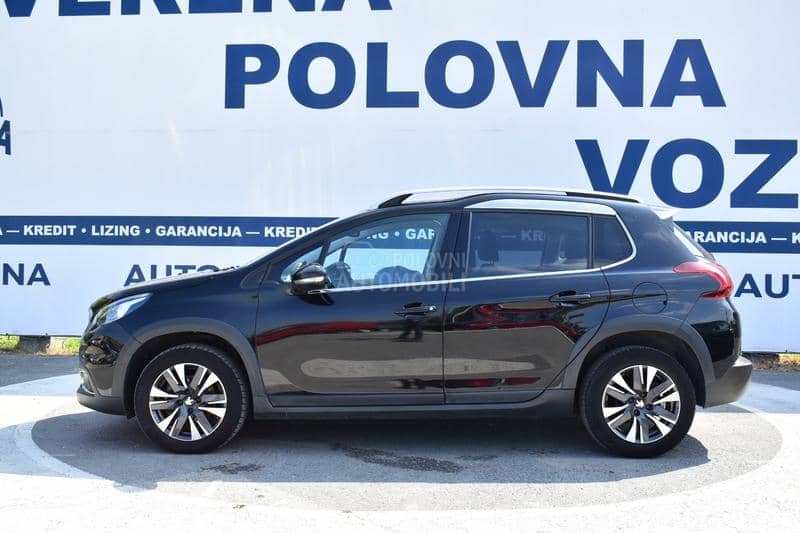 Peugeot 2008 1.2 Allure MT