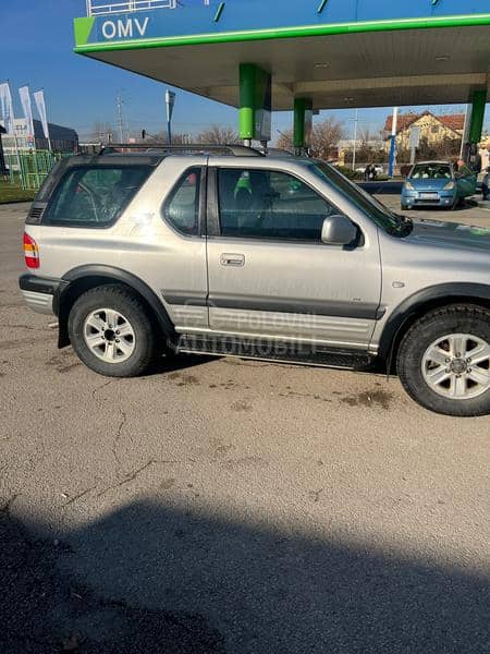 Opel Frontera 