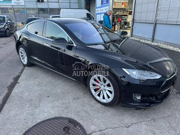 Tesla Model S performance Long R