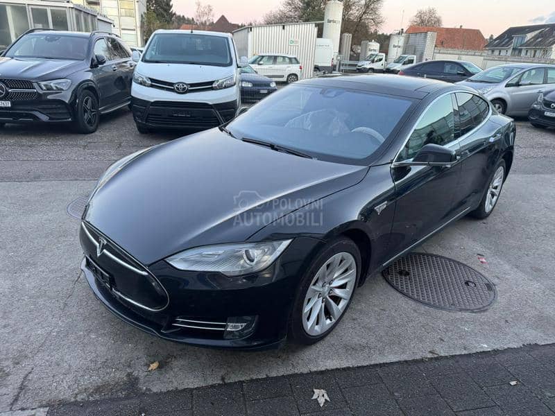 Tesla Model S performance Long R