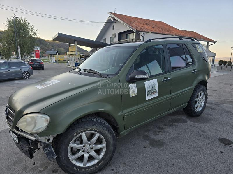 Mercedes Benz ML 400 