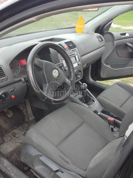 Volkswagen Golf 5 TR po