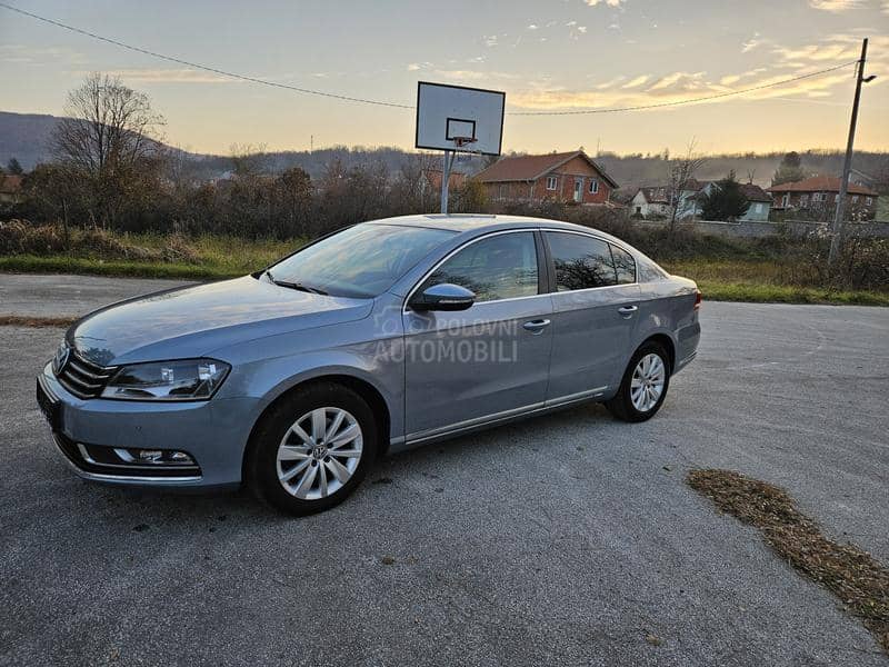 Volkswagen Passat B7 2.0 BLUEM/WEB/KAM/