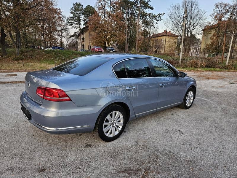 Volkswagen Passat B7 2.0 BLUEM/WEB/KAM/