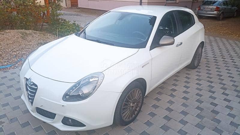 Alfa Romeo Giulietta 1.6 JTDM-2