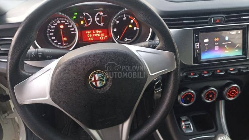 Alfa Romeo Giulietta 1.6 JTDM-2