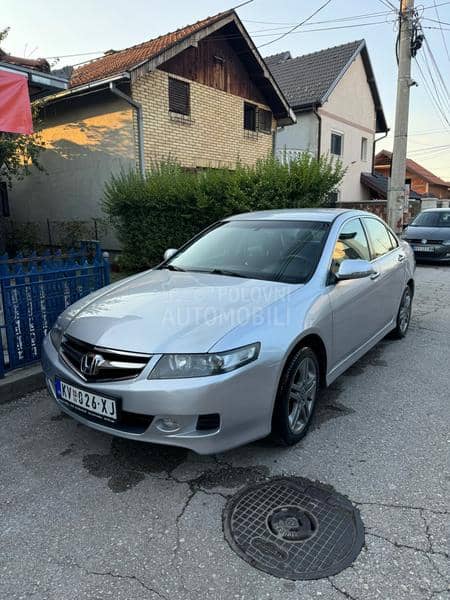 Honda Accord 2.0 i-vtec PE SPORT