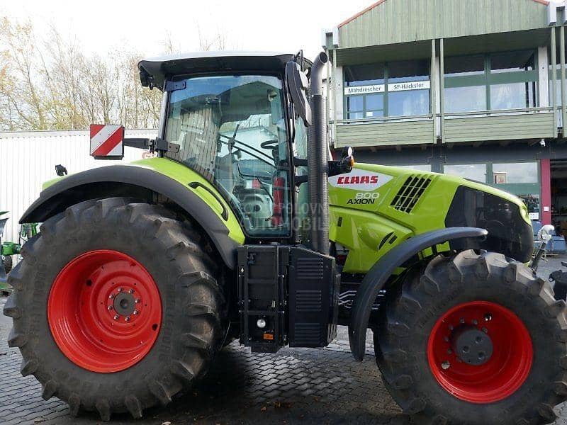 Claas Axion 800