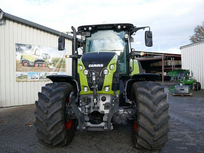 Claas Axion 800