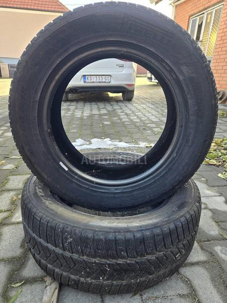 Pirelli 235/60 R18 Zimska